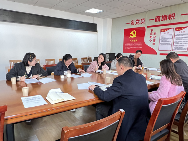 民进洪泽区支部举办社情民意信息沙龙活动.jpg